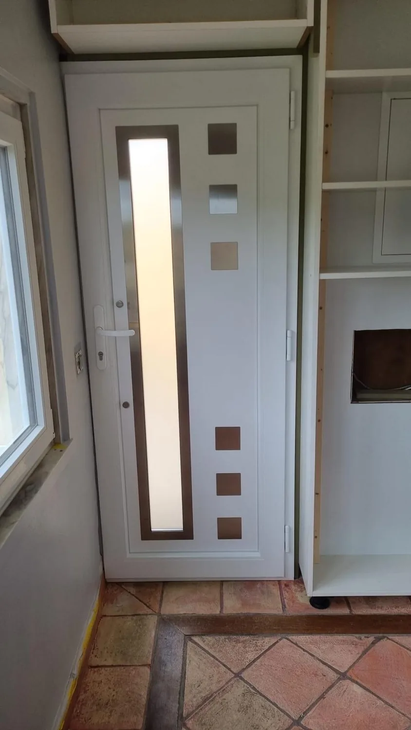 Renovação de Portas em PVC numa Moradia — imagem 3