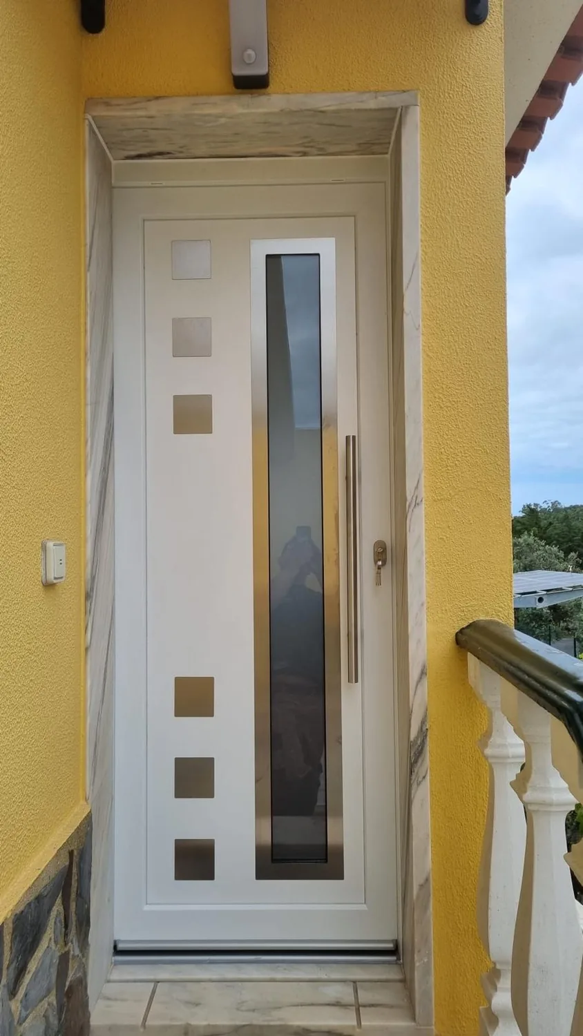 Renovação de Portas em PVC numa Moradia — imagem 4