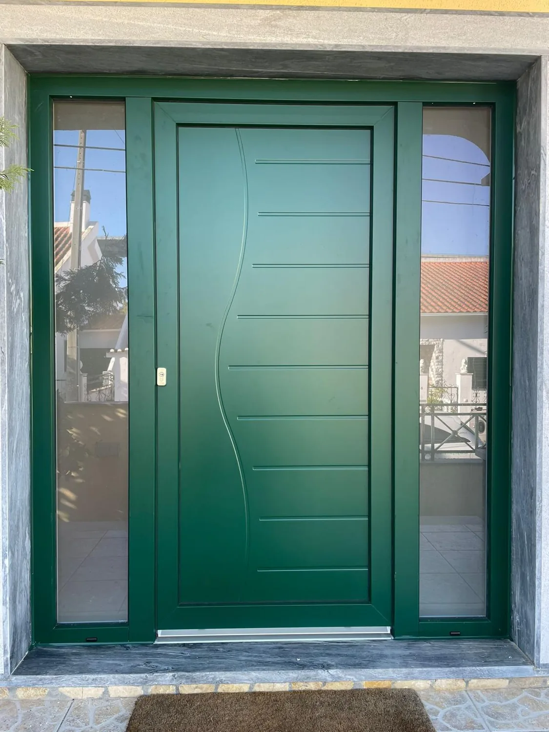 Entrada renovada